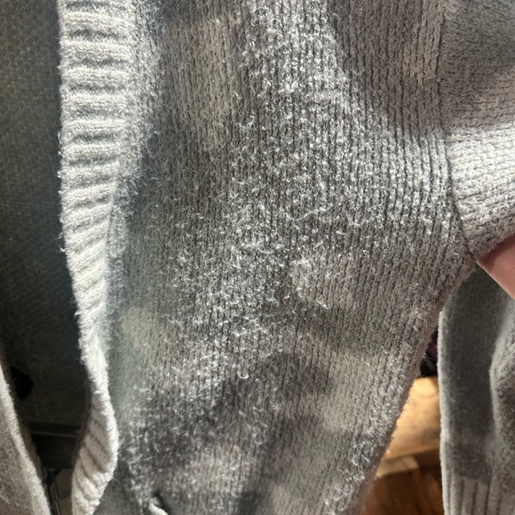 Cardigan - Picture 3 of 3